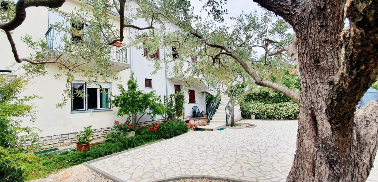 Cecillia Mare Apartments Ρόβινι Εξωτερικό φωτογραφία