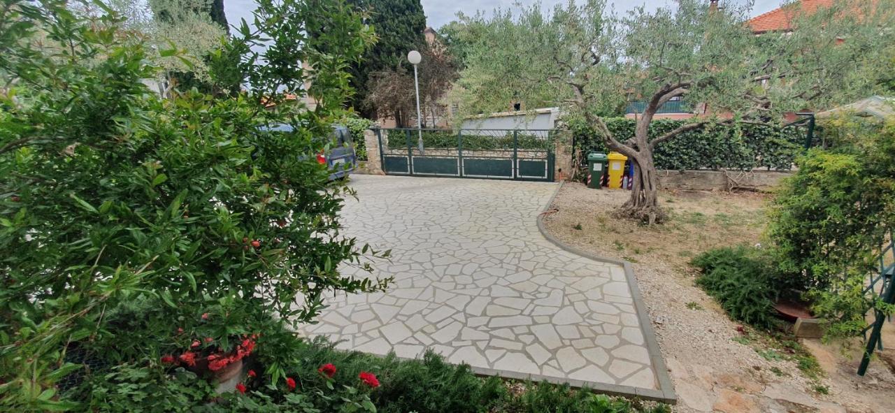 Cecillia Mare Apartments Ρόβινι Εξωτερικό φωτογραφία